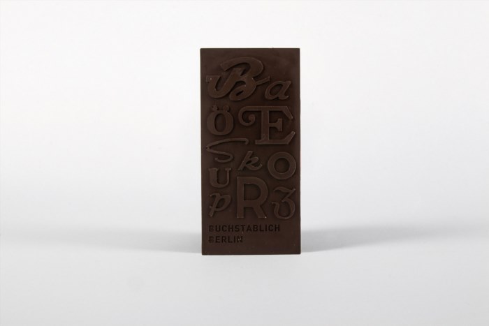 博物馆艺术巧克力模型包装设计 
