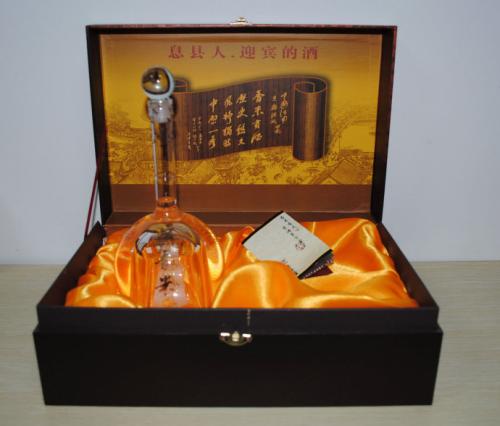 息县香米贡酒特产包装盒该怎么设计 