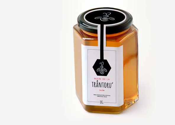艺点意创为您带来一组蜂蜜瓶型设计作品 