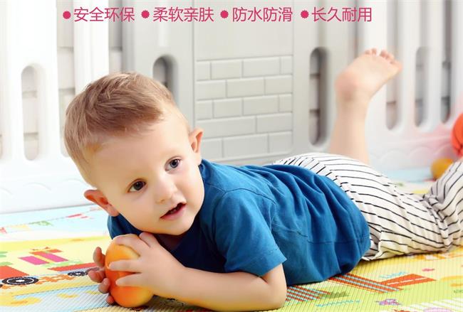 林点品牌宣传标语：林点爬行垫给宝宝一个健康的 呵护！