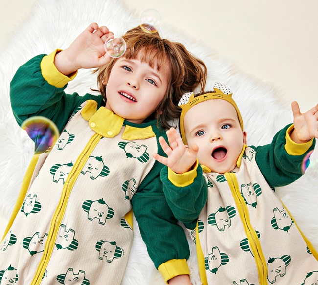 龙之涵品牌宣传标语：为宝宝带来安全舒适的睡眠体验和乐趣梦幻的生活感受