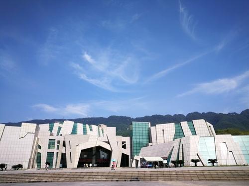 重庆自然博物馆（新馆）LOGO设计理念 