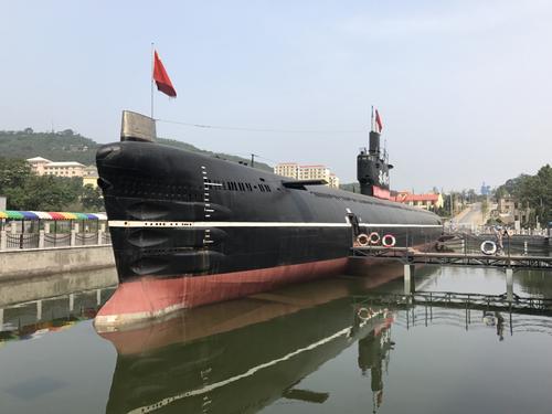 旅顺潜艇博物馆LOGO设计理念 