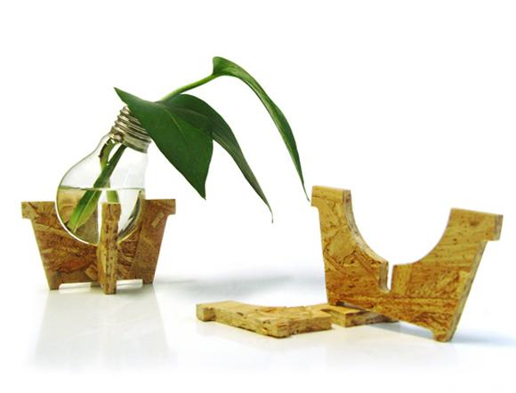 當燈泡變成花瓶--你也可以DIY--國外工業產品設計欣賞工業設計作品賞析