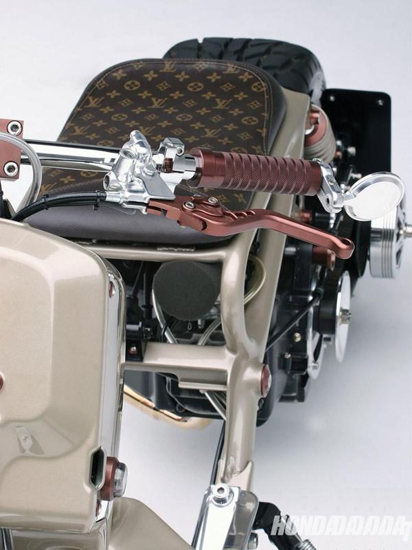 本田HONDA Ruckus “The LV Project”經(jīng)典摩托車改裝款工業(yè)設(shè)計作品賞析